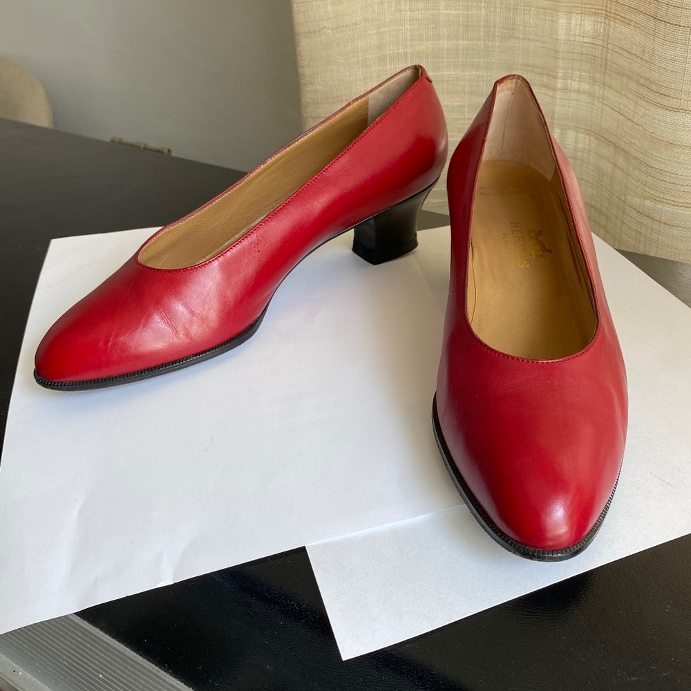 Hermes red leather pumps low heels 36 -6 H logo sandals slides slip ons wedges